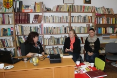 b_600_600_16777215_1___images_2012_bibliot_4_IMG_7277